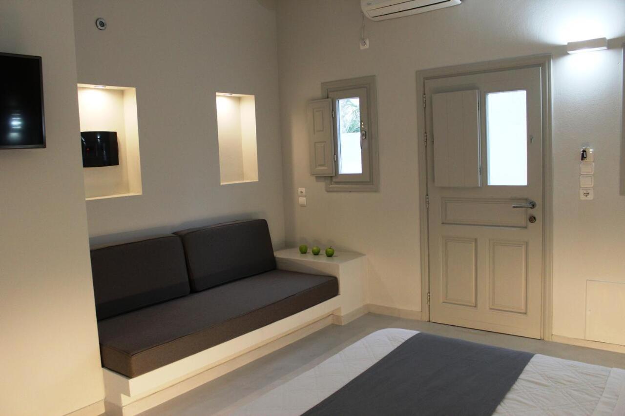 Perissa Beachfront Rooms Εξωτερικό φωτογραφία